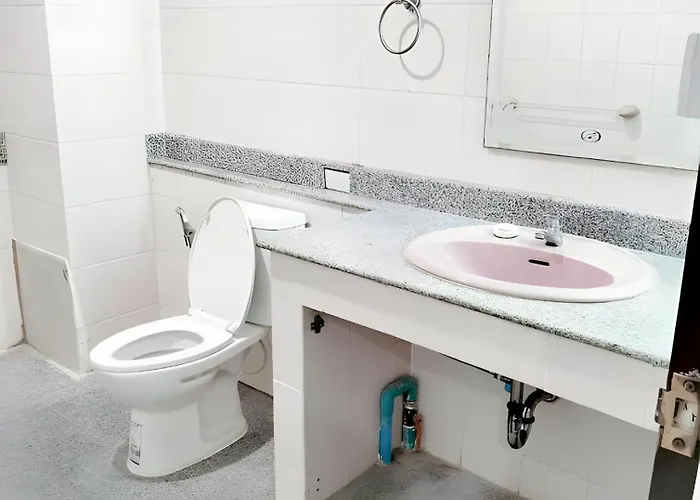 Xx Mitr Sukhumvit Soi 2 Bangkok