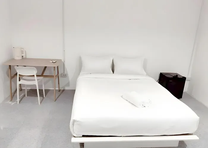 Xx Mitr Sukhumvit Soi 2 Bangkok